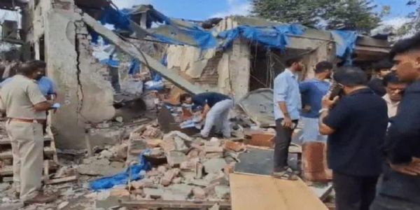 સેલવાસ ગેસ ગોડાઉનમાં ભયાનક વિસ્ફોટ: 3નાં મોત, 8 ઘાયલ