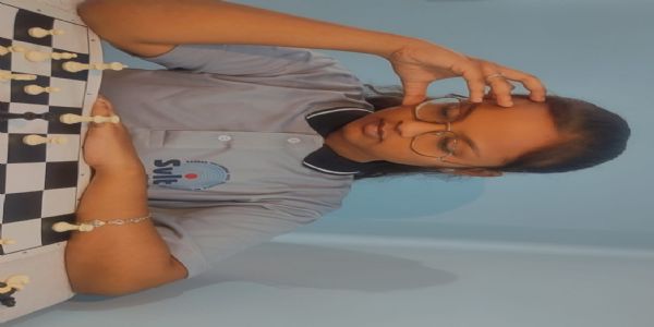 એસવીઆઈટી ની વિદ્યાર્થીની દિયા ભાવસારે ચેસમાં FIDE રેટિંગ મેળવી