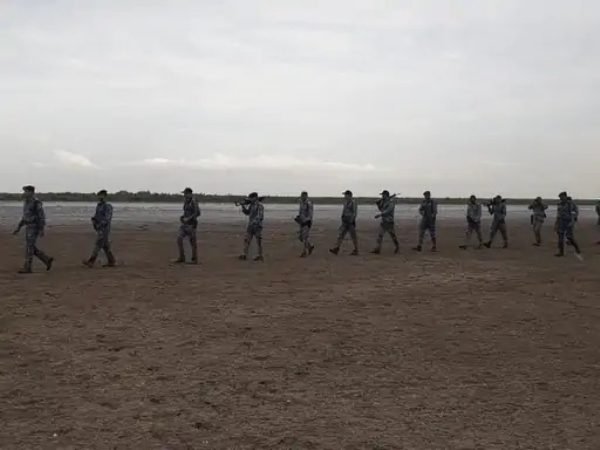 મરીન પોલીસનું ચેકીંગ