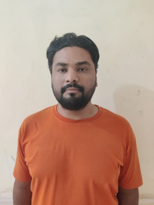 સજા વોરંટના કામે ફરાર આરોપી ઝડપાયો.