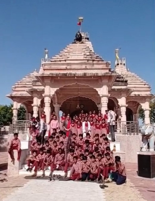 સાવરકુંડલા સરકારી શાળા નંબર 7ના વિદ્યાર્થીઓ માટે નિવૃત ફૌજી દ્વારા નિઃશુલ્ક શૈક્ષણિક પ્રવાસ યોજયો