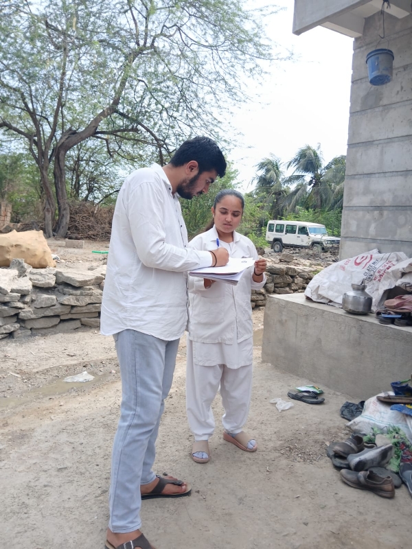 રાણાવાવમાં કિશોરીઓને ગર્ભાશય મુખના કેન્સર વિરોધી રસી એચપીવી રસીકરણ કરાયુ.