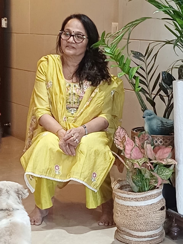 વડોદરાની અલ્પા શાહ 300થી વધુ છોડ સાથે ફ્લેટને બનાવ્યું હરિયાળું સ્વર્ગ