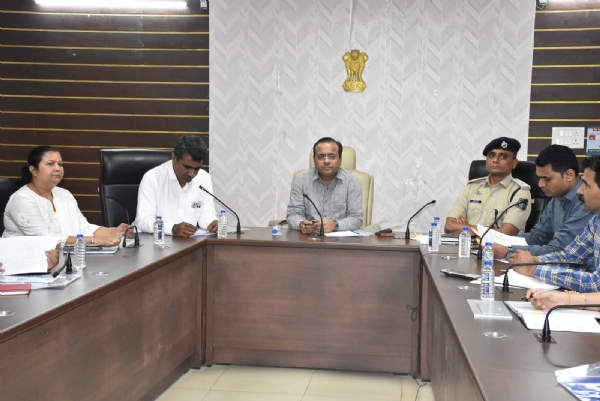 મહેસાણા ખાતે સ્થાનિક સ્વરાજ્યની ચૂંટણી અંગે પ્રેસ કોન્ફરન્સ યોજાઈ મહેસાણા ખાતે સ્થાનિક સ્વરાજ્યની ચૂંટણી અંગે પ્રેસ કોન્ફરન્સ યોજાઈ