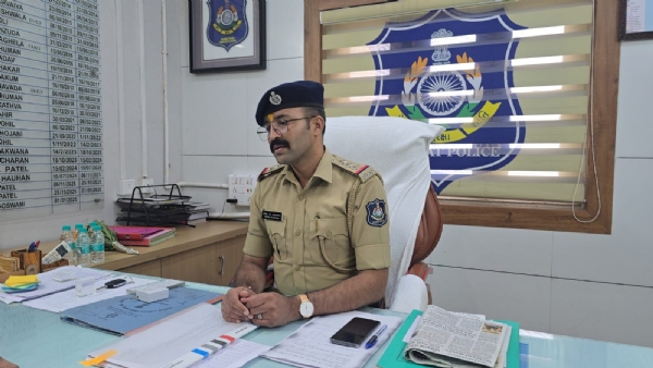 સોમનાથ પ્રભાસ પાટણ પોલીસ સ્ટેશન નો ચાર્જ સોમનાથ પ્રભાસ પાટણ પોલીસ સ્ટેશન નો ચાર્જ