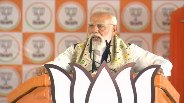 વડા પ્રધાન મોદીએ, પશ્ચિમ બંગાળના આસનસોલમાં એક ચૂંટણી રેલીને સંબોધિત કરી વડા પ્રધાન મોદીએ, પશ્ચિમ બંગાળના આસનસોલમાં એક ચૂંટણી રેલીને સંબોધિત કરી