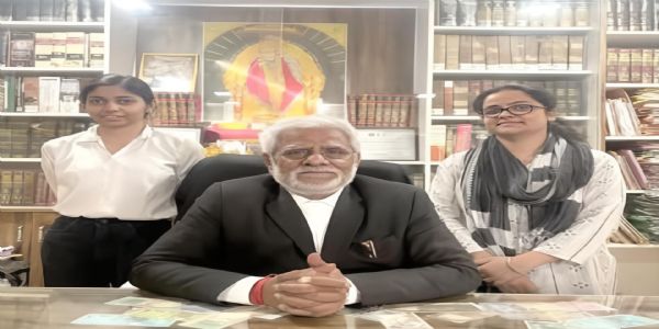 વલસાડમાં ઇન્શ્યોરન્સ કંપનીને ઝટકો: ગ્રાહકને ક્લેમ સાથે વ્યાજ ચૂકવવાનો આદેશ