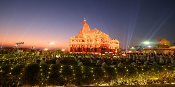 વડાપ્રધાન નરેન્દ્રભાઈ મોદી, આજે સોમનાથ અમૃતપર્વ-૨૦૨૬માં સહભાગી થશે, વિશેષ સ્મારક ડાક ટિકિટ તેમજ સ્મારક સિક્કાનું વિમોચન