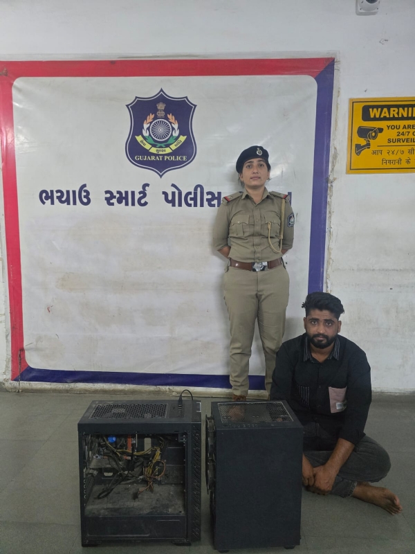 ભચાઉ ચોરી કેસ આરોપી ભચાઉ ચોરી કેસ આરોપી