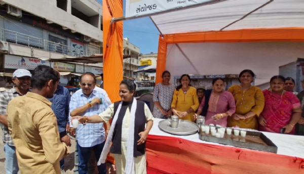 પોરબંદર મહાનગરપાલિકા અને સંસ્થાઓના સહયોગથી છાશ વિતરણ કેન્દ્રનો પ્રારંભ. પોરબંદર મહાનગરપાલિકા અને સંસ્થાઓના સહયોગથી છાશ વિતરણ કેન્દ્રનો પ્રારંભ.