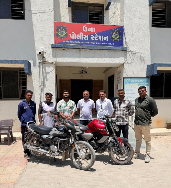 મોટર સાયકલો શોધી કાઢી મુળ માલીકોને પરત અપાવતી ગીર સોમનાથ પોલીસ.