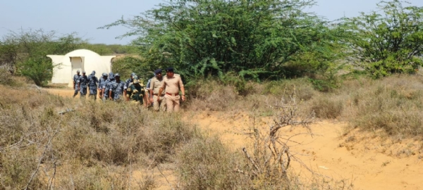 દરિયાઈ વિસ્તારમાં પેટ્રોલિંગ કરતા જવાનો
