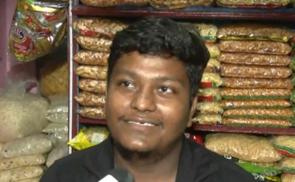 Shopkeeper who fed jhalmuri to Prime Minister receives threats from abroad, family panics Shopkeeper who fed jhalmuri to Prime Minister receives threats from abroad, family panics
