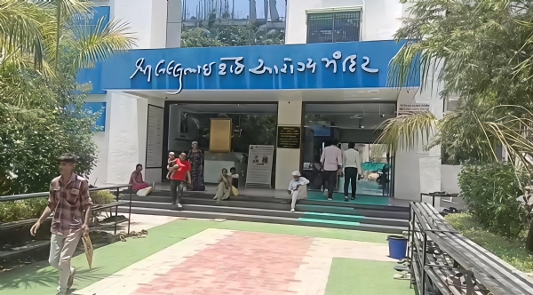 સાવરકુંડલાની નિઃશુલ્ક હોસ્પિટલમાં 24 વર્ષીય મહિલાની જટીલ થાયરોઈડ કેન્સર સર્જરી સફળ, પાંચ કલાકના ઓપરેશનથી બચ્યો જીવ
