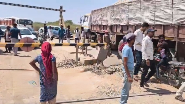 કોઠારા રેલવે ફાટક પાસે અકસ્માત