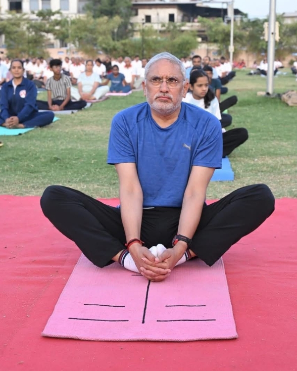 BJP state president jagdish vishwakarma practicing yoga
