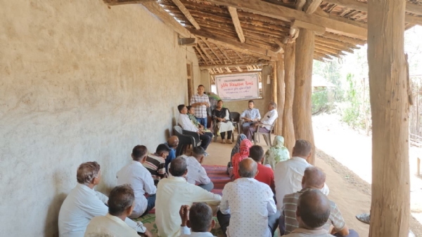 Awareness program on balanced use of fertilizers and natural farming was organized in Khokhraumar and Ghankhettar villages