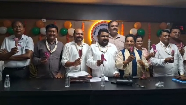 પોરબંદર મહાનગરપાલિકાના પ્રથમ મેયર બન્યા સાગર મોદી. પોરબંદર મહાનગરપાલિકાના પ્રથમ મેયર બન્યા સાગર મોદી.