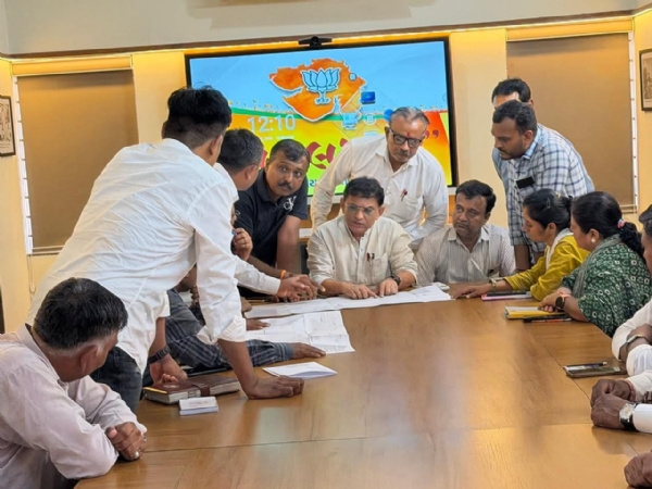 સાવરકુંડલાને ફાટક મુક્ત બનાવવા આયોજન બેઠક, અંડરબ્રિજ વિસ્તરણ અંગે ચર્ચા