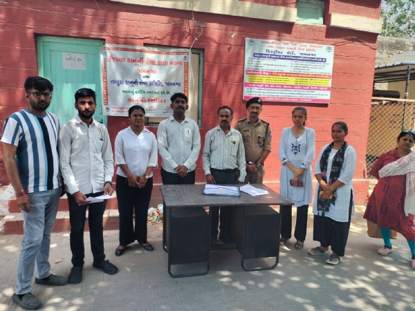 લીગલ એઇડ હેલ્પ ડેસ્ક નો પ્રારંભ