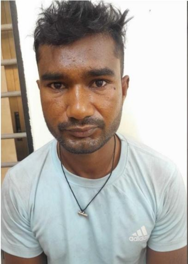 આરોપીને હાજર થવા ફરમાન