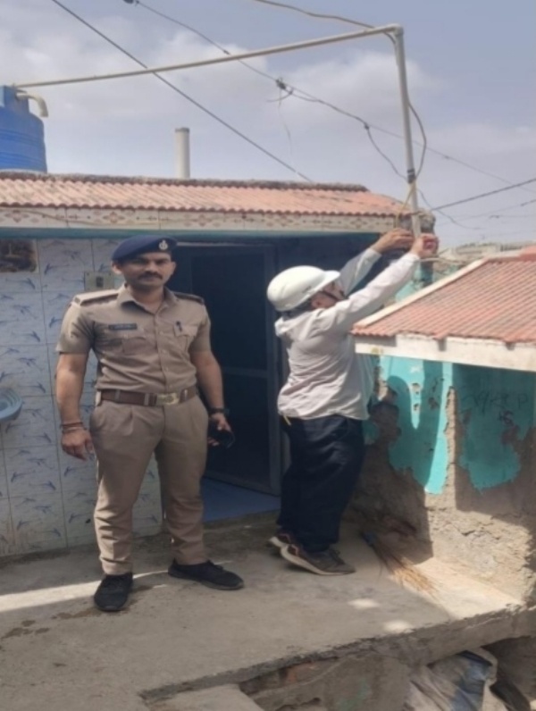 વિજ કનેક્શન કાપવાની કામગીરી