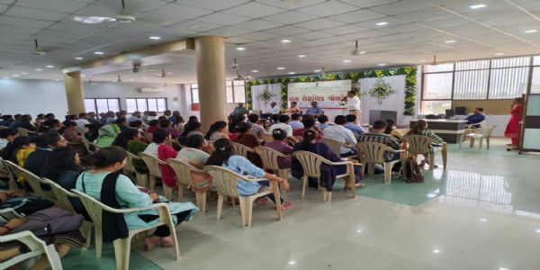 પોરબંદર ખાતે ખાસ શૈક્ષણિક જોબફેરમાં 58 ઉમેદવારોની પ્રાથમિક પસંદગી.