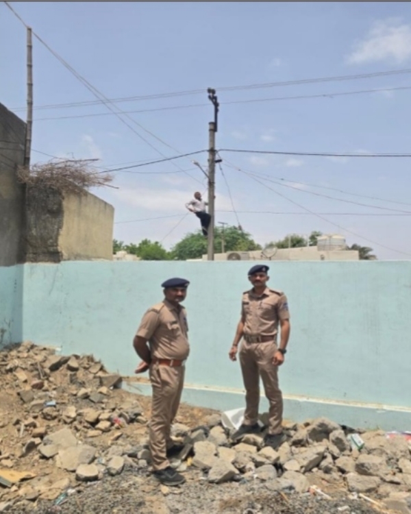 વિજ કનેક્શન કાપવાની કામગીરી