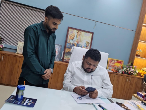 વસ્તી ગણતરી- અંતર્ગત સ્વ-ગણતરી અભિયાનમાં મેયર સાગરભાઈ મોદીની સક્રિય ભાગીદારી નોંધાવી. વસ્તી ગણતરી- અંતર્ગત સ્વ-ગણતરી અભિયાનમાં મેયર સાગરભાઈ મોદીની સક્રિય ભાગીદારી નોંધાવી.