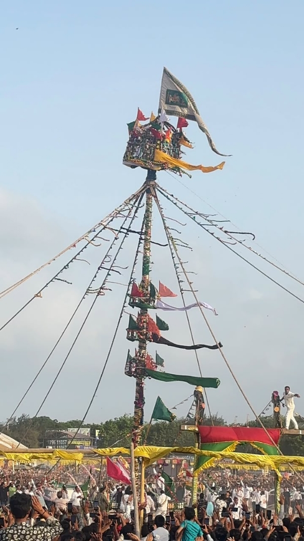 પોરબંદરમાં પ્રથમ વખત રામાપીરના ચાર ચોગઠનો મંડપ યોજ્યો. પોરબંદરમાં પ્રથમ વખત રામાપીરના ચાર ચોગઠનો મંડપ યોજ્યો.