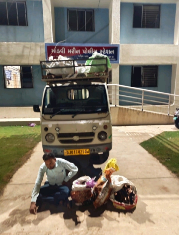 કોપર સાથે પકડાયેલ આરોપી