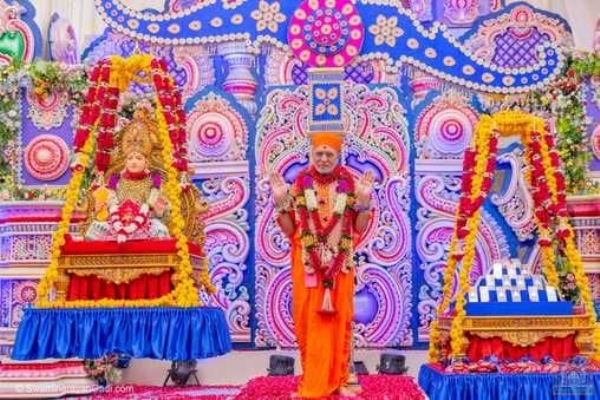સ્વામિનારાયણ મંદિરમાં રજત તુલા