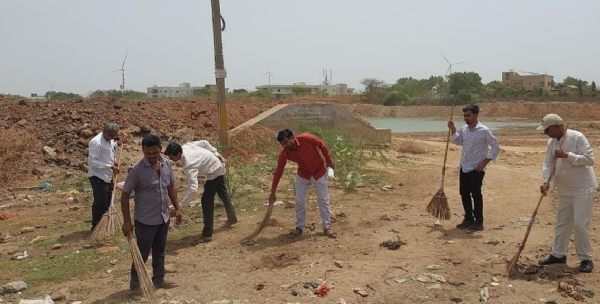 કચ્છના ગામડાઓમાં સ્વચ્છતા અભિયાન