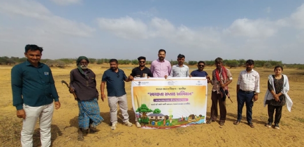 કચ્છના ગામડાઓમાં સ્વચ્છતા અભિયાન