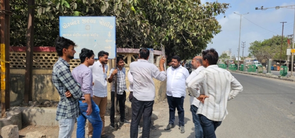 મેયરએ શહેરમાં ચાલી રહેલી પ્રિ-મોન્સૂન અને વિકાસલક્ષી કામગીરીની સ્થળ મુલાકાત લીધી.