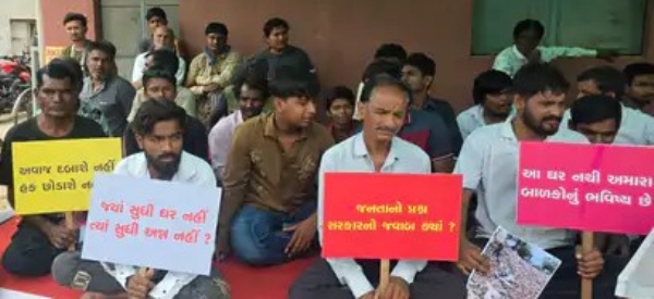 Municipal Corporation demolition controversy escalates in Chandlodia, locals stage protest