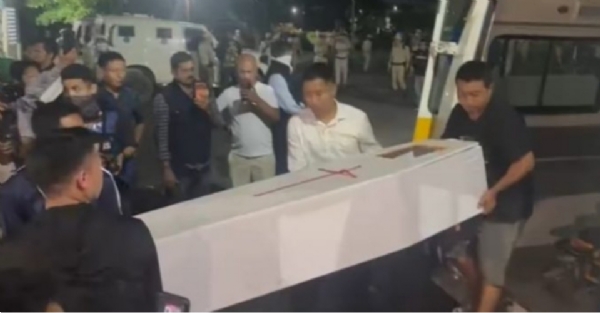 મૃતકો ના શબ મૃતકો ના શબ