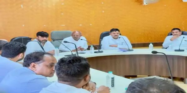 જામનગર જિલ્લાના જામજોધપુર એપીએમસી ખાતે, સામાન્ય સભા યોજાઈ : ખેડૂતોના હિત અને યાર્ડના વિકાસ અંગે ચર્ચા કરાઈ