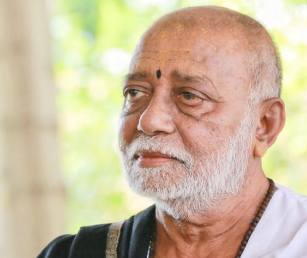 મોરારી બાપુ ફાઈલ ફોટો
