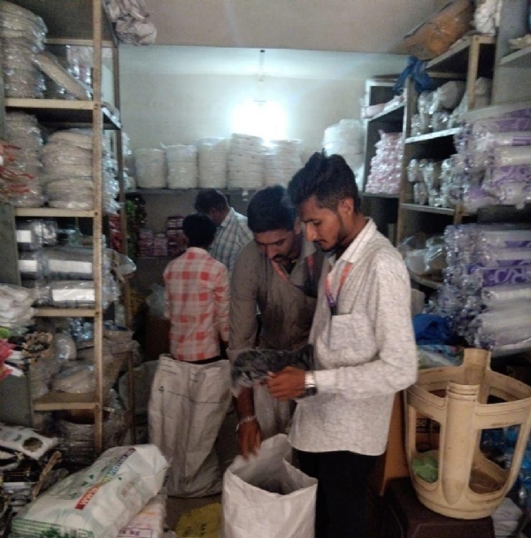 પ્લાસ્ટિક ચેકિંગ ડ્રાઇવ દરમિયાન 153 કિલો પ્રતિબંધિત પ્લાસ્ટિક જપ્ત. પ્લાસ્ટિક ચેકિંગ ડ્રાઇવ દરમિયાન 153 કિલો પ્રતિબંધિત પ્લાસ્ટિક જપ્ત.