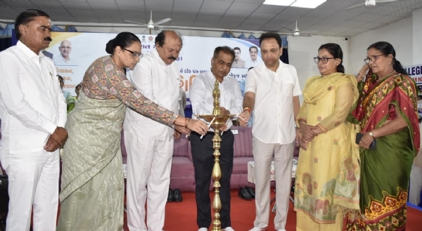 રાંદેરમાં જનકલ્યાણ શિબિર યોજાઈ રાંદેરમાં જનકલ્યાણ શિબિર યોજાઈ