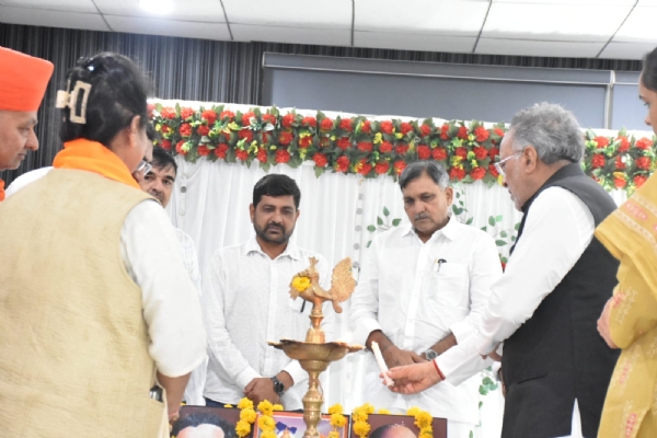પોરબંદરમાં વિકસિત ભારત -પ્રબુદ્ધ નાગરિક સંમેલન યોજાયુ. પોરબંદરમાં વિકસિત ભારત -પ્રબુદ્ધ નાગરિક સંમેલન યોજાયુ.