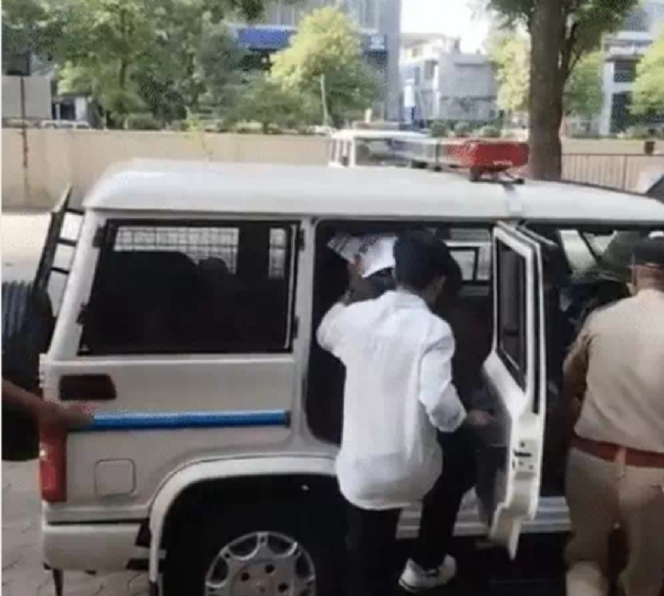 પોલીસે એક વિદ્યાર્થિનીનું ભવિષ્ય બચાવ્યું