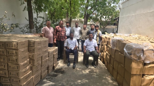 દુધઈ વિસ્તાર માંથી ઝડપાયેલ દારૂનો જથ્થો દુધઈ વિસ્તાર માંથી ઝડપાયેલ દારૂનો જથ્થો
