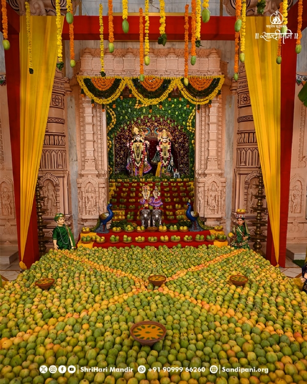 હરિ મંદિર ખાતે ભવ્ય અંબા મનોરથ સમપ્પન.
