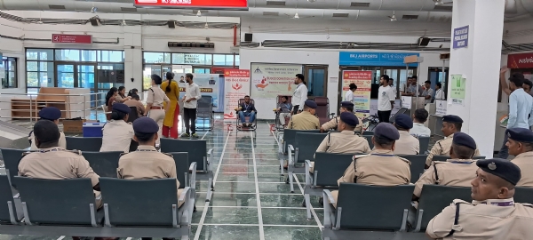 પોરબંદર એરપોર્ટ ખાતે પેસેન્જર સુવિધા દિવસની ઉજવણી કરાઈ.