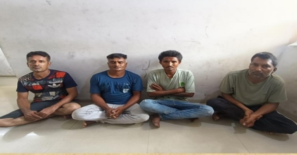 બોખીરા વિસ્તારમાં જુગાર રમી રહેલ ચાર શકુનીઓ ઝડપાયા.