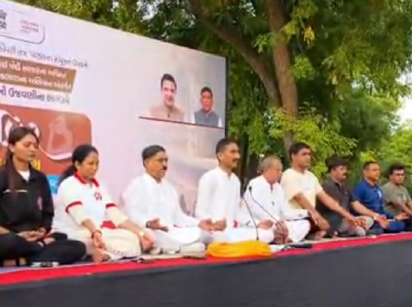 રાણકી વાવ ખાતે યોગ દિવસ પૂર્વે વિશેષ યોગ શિબિર યોજાઈ