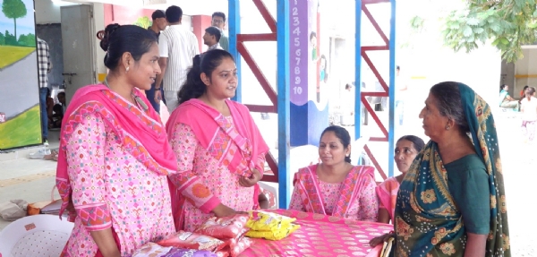 અમરદર ગામે જનકલ્યાણ શિબિર દ્વારા પ્રેરણાદાયી ઉજવણી.