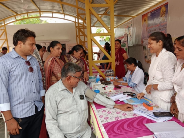 જૂનાગઢના પ્લાસવા ખાતે જનકલ્યાણ શિબિર